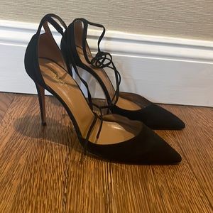 Aquazzura 38.5 black suede pointy toe heels with ankle ties.